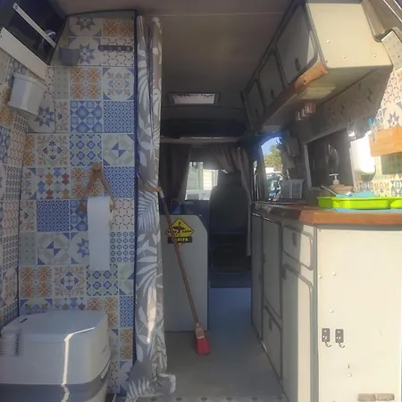 Camping Caravana Mercedes Charneca (Setubal)